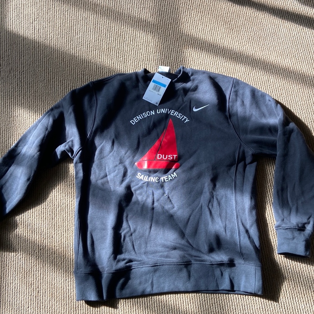 Denison University sailing team sweatshirt ! New medium